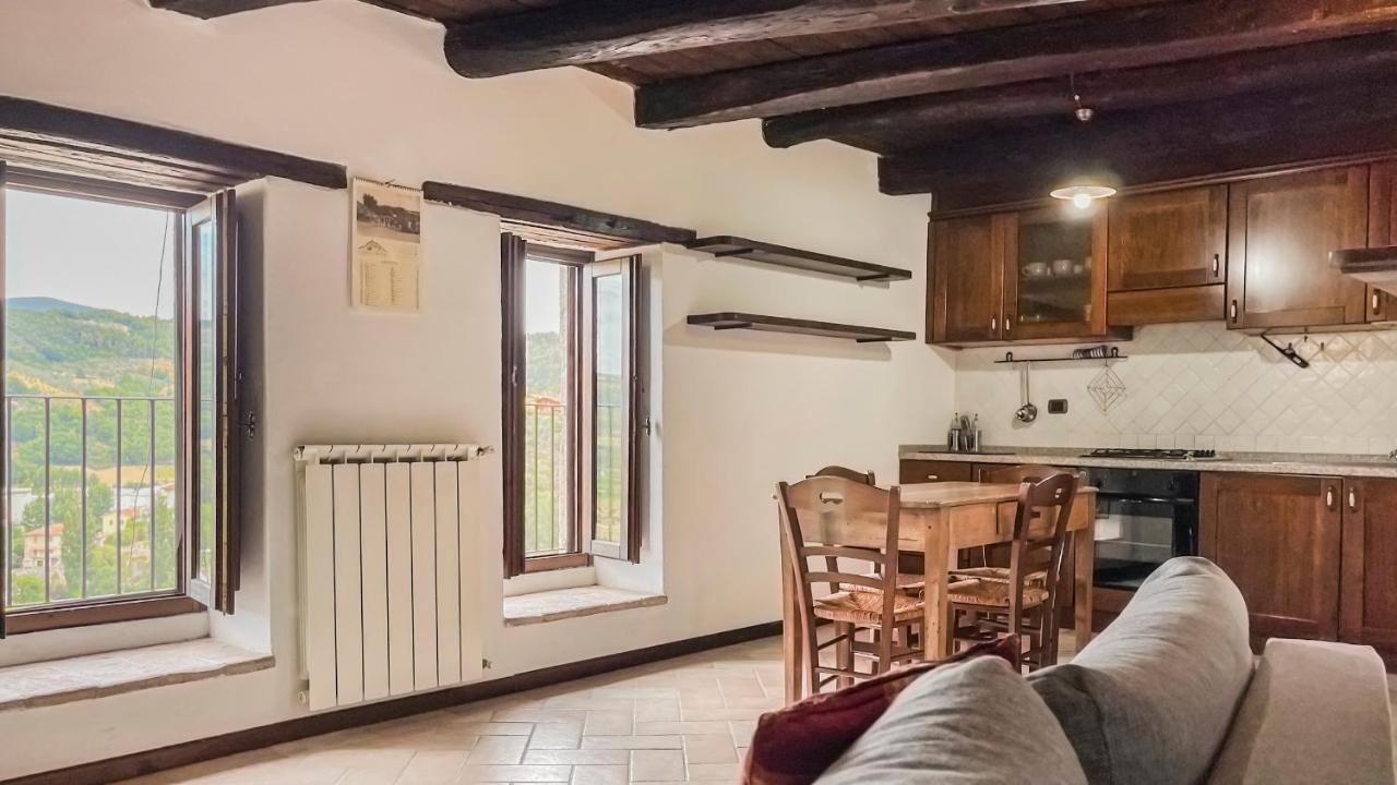 Borgo San Valentino Aparthotel Arrone Luaran gambar